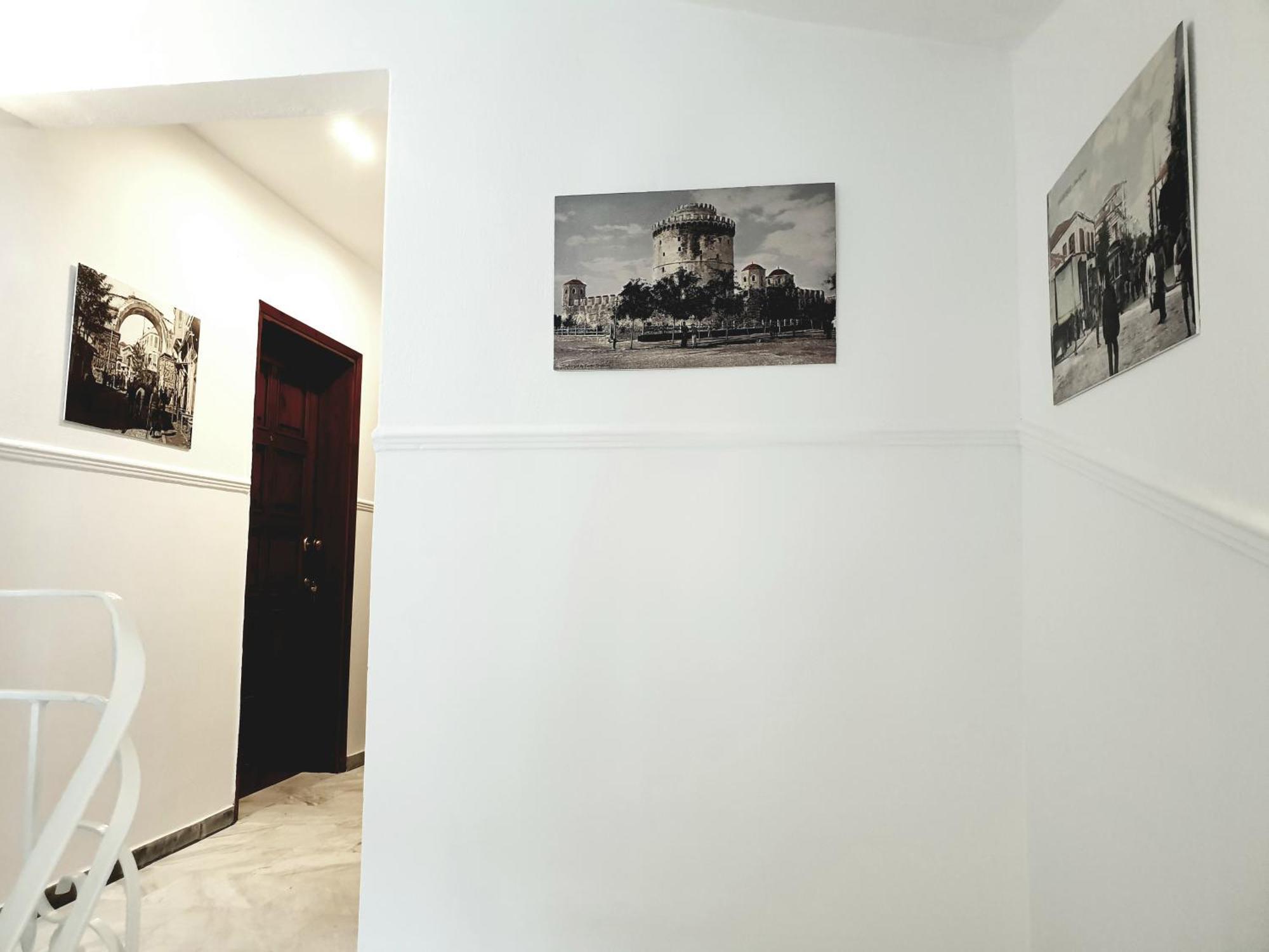 Eantos Studios And Suites Peraia  Bagian luar foto